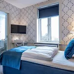 Отель Bretagne 4*
