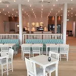 Bretagne Отель 4*
