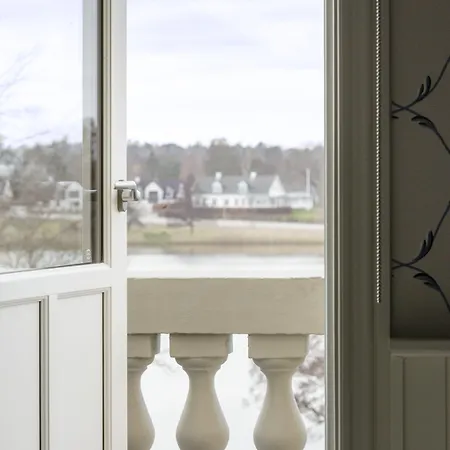 Bretagne מלון 4*