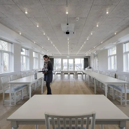 מלון Bretagne 4*